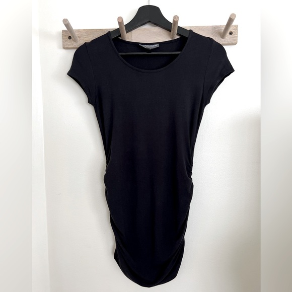 A Pea in the Pod Stretchy Black Maternity Shirt Size XS - Picture 1 of 4